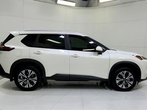 Certified 2023 Nissan Rogue SV w/ SV Premium B Package FWD image 9