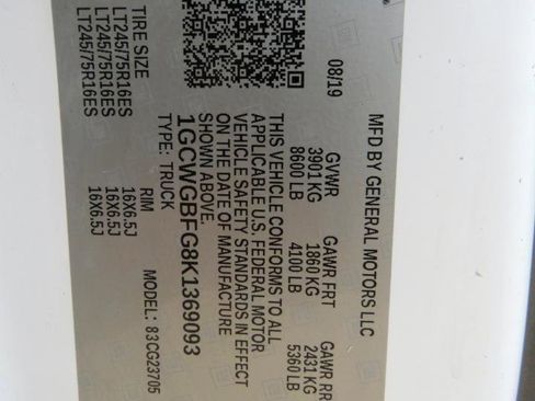 Used 2019 Chevrolet Express 2500 Extended w/ Driver Convenience Package RWD image 13