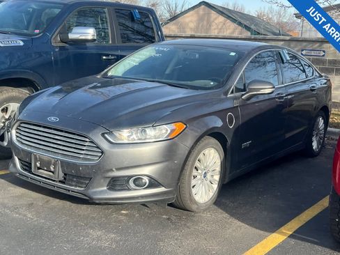 Used 2016 Ford Fusion Energi SE image 1