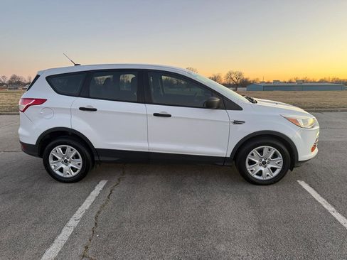 Used 2014 Ford Escape S image 4
