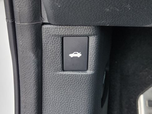 Certified 2025 Honda Accord Sport image 25