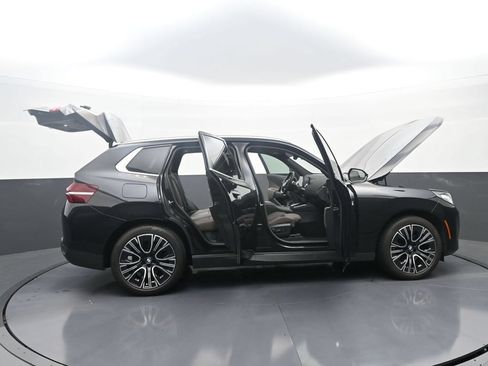 Used 2025 BMW X3 xDrive30i w/ Convenience Package AWD/4WD image 44