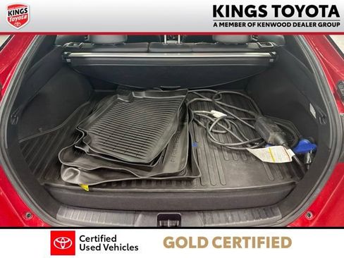 Certified 2022 Toyota Prius Prime Limited FWD image 16