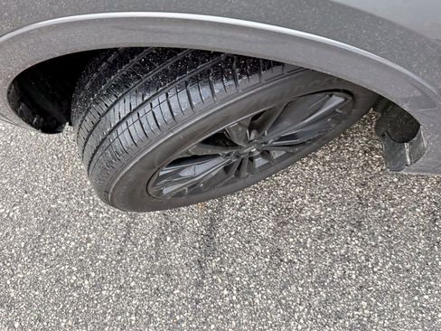 Certified 2025 Ford Escape ST-Line Elite w/ Premium Technology Package image 28