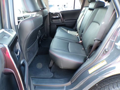 Used 2024 Toyota 4Runner TRD Off-Road Premium image 21