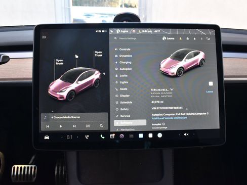 Used 2021 Tesla Model Y Long Range image 28