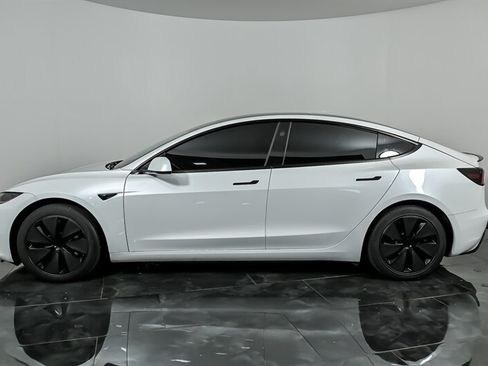 Used 2024 Tesla Model 3 Long Range RWD image 6