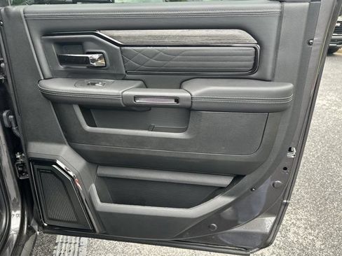 New 2026 RAM 3500 Limited AWD/4WD image 18
