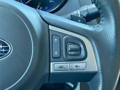 Used 2017 Subaru Legacy 2.5i Premium AWD/4WD image 20