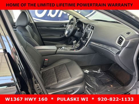 Used 2023 Nissan Maxima Platinum FWD image 4