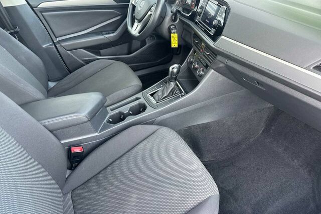 Used 2019 Volkswagen Jetta SE FWD image 15