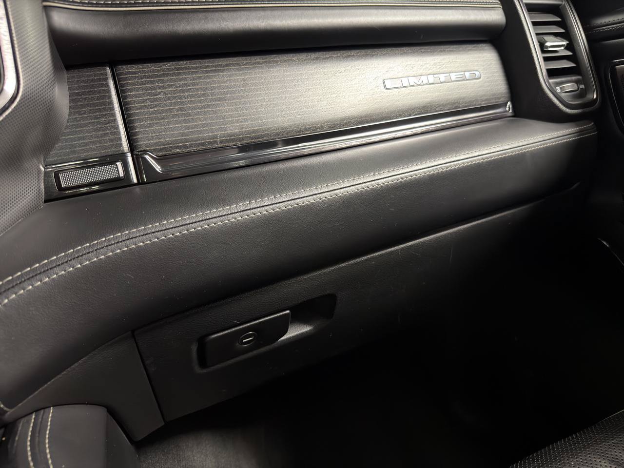 Used 2022 RAM 1500 Limited w/ Night Edition AWD/4WD image 21