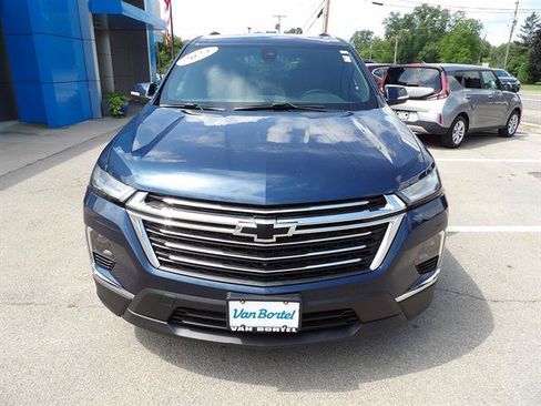 Certified 2023 Chevrolet Traverse LT w/ LT Premium Package AWD/4WD image 8