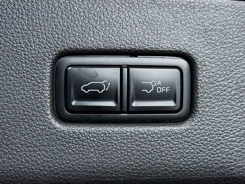 Used 2024 Kia Carnival SX FWD image 30