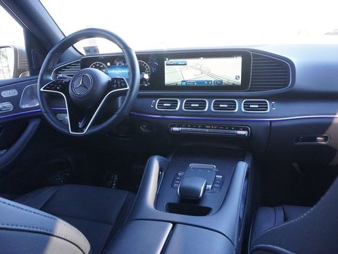 Used 2025 Mercedes-Benz GLE 450e GLE 450e image 32