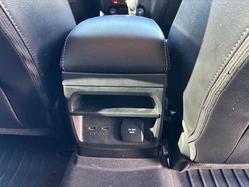 Used 2022 Ford Ranger Lariat w/ Equipment Group 501A High image 33