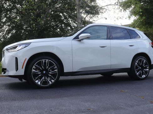 New 2026 BMW X3 xDrive30 w/ Premium Package image 1