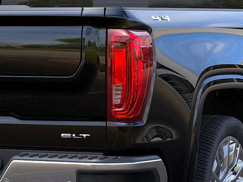 New 2026 GMC Sierra 1500 SLT AWD/4WD image 11