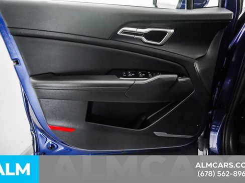 Used 2025 Kia Sportage EX w/ Premium Package FWD image 45