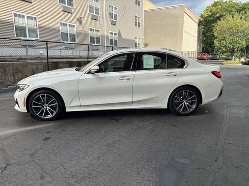 Used 2020 BMW 330i xDrive Sedan w/ Premium Package AWD/4WD image 3