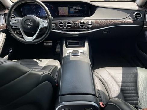 Used 2019 Mercedes-Benz S 560 4MATIC Sedan image 12