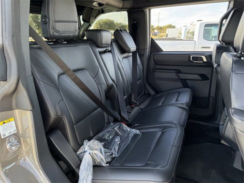 New 2025 Ford Bronco Outer Banks image 31