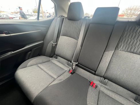 Used 2025 Toyota Camry LE image 34