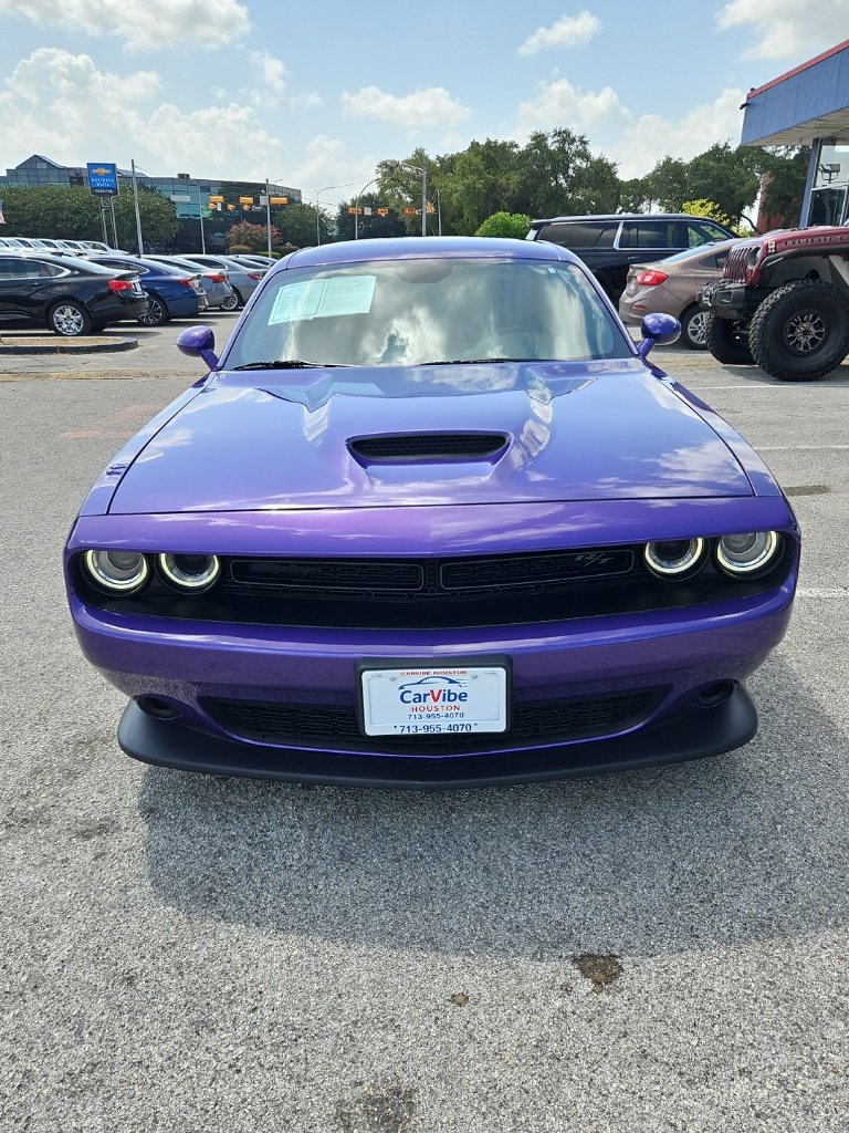 Used 2023 Dodge Challenger R/T w/ Blacktop Package RWD image 2