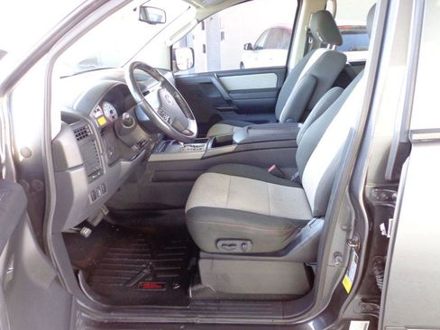 Used 2011 Nissan Titan PRO-4X AWD/4WD image 13