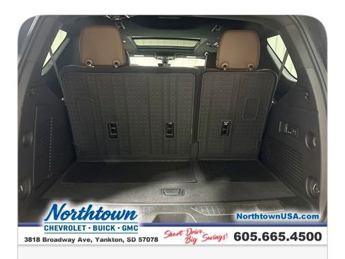 Used 2021 Chevrolet Tahoe High Country w/ Premium Package AWD/4WD image 27