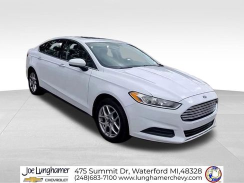 Used 2013 Ford Fusion S image 2