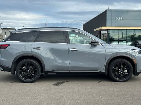 Certified 2025 INFINITI QX60 Luxe w/ Black Edition image 3