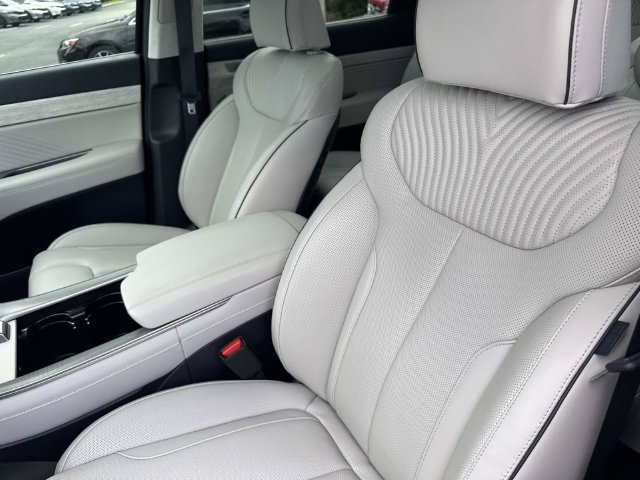 Used 2024 Hyundai Palisade Calligraphy FWD image 22