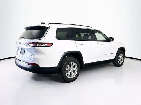 Used 2023 Jeep Grand Cherokee L Limited AWD/4WD image 9