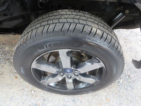 Used 2015 Ford F150 XLT w/ Equipment Group 302A Luxury AWD/4WD image 31