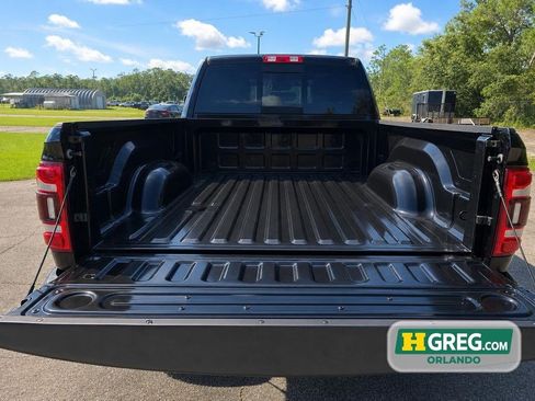 Used 2024 RAM 2500 Laramie AWD/4WD image 16