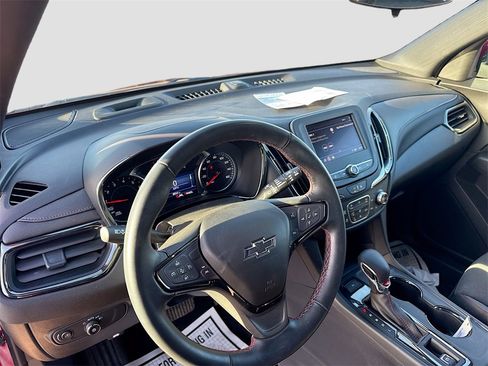 Used 2024 Chevrolet Equinox RS w/ LPO, Floor Liner Package image 9