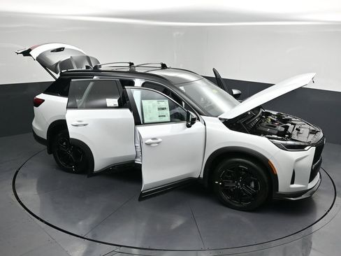 New 2026 INFINITI QX60 Sport w/ Dark Cargo Package image 33