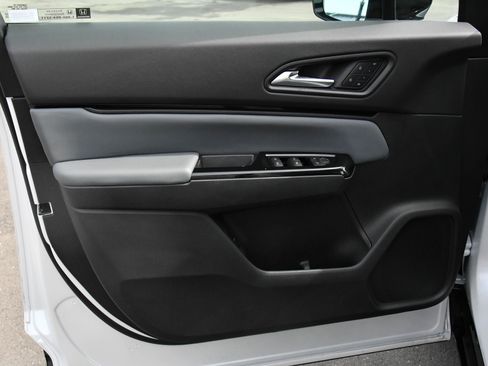 Used 2024 Honda Prologue Touring image 14