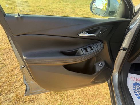 Used 2023 Buick Encore GX Select FWD image 9