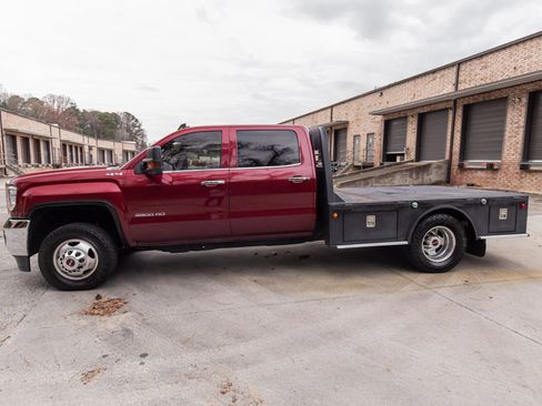 Used 2015 GMC Sierra 3500 SLE w/ SLE Preferred Package image 5