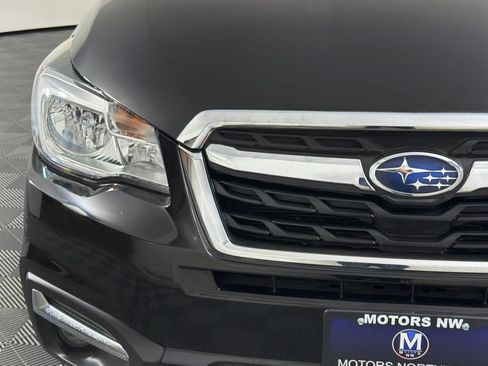 Used 2017 Subaru Forester 2.5i Premium AWD/4WD image 3