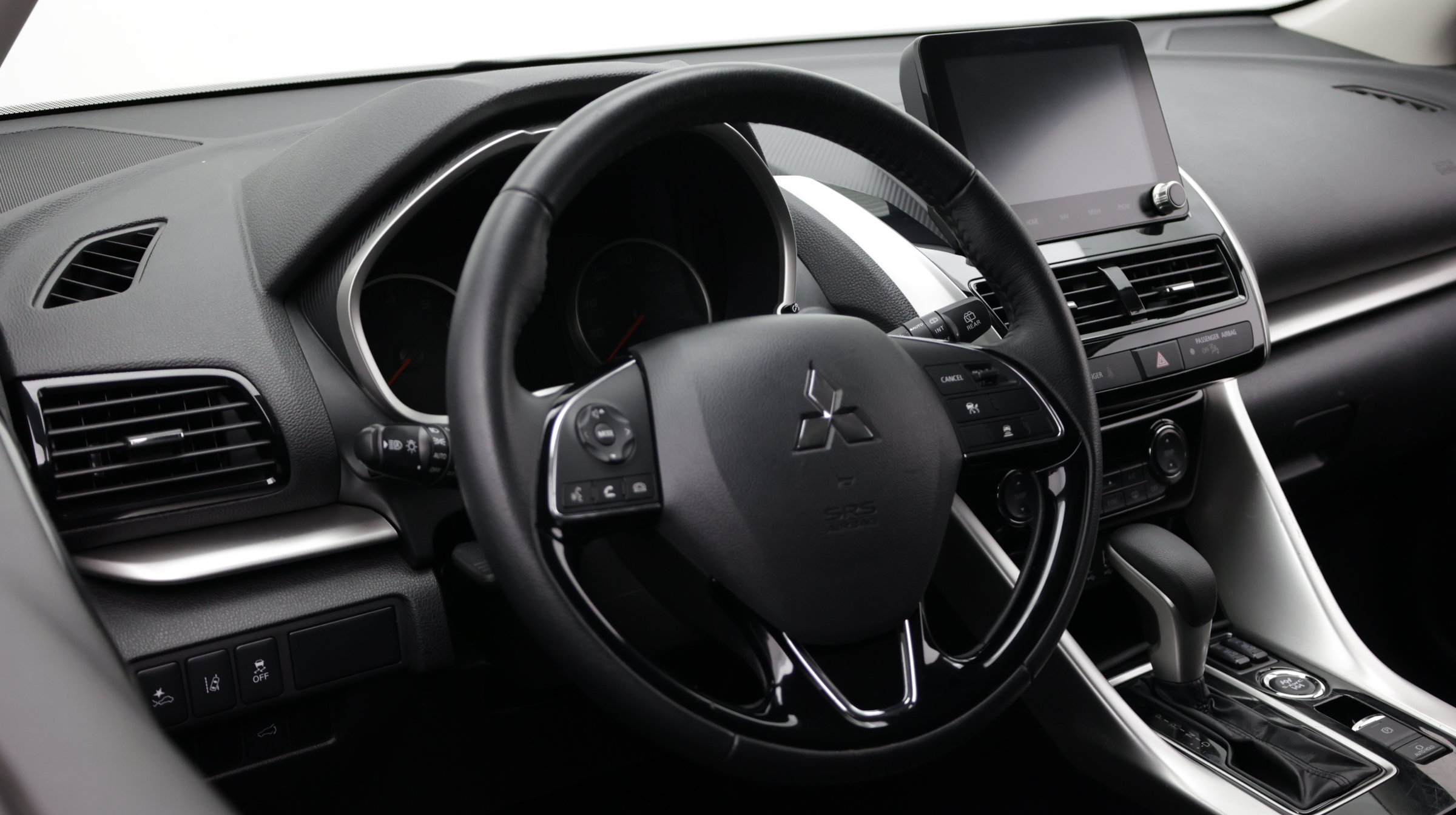 Used 2024 Mitsubishi Eclipse Cross SE AWD/4WD image 11