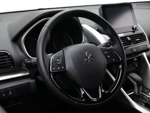 Used 2024 Mitsubishi Eclipse Cross SE AWD/4WD image 11