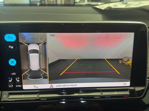 New 2025 Volkswagen Atlas SEL Premium R-Line image 20