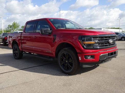New 2025 Ford F150 XLT w/ Equipment Group 302A MID AWD/4WD image 9