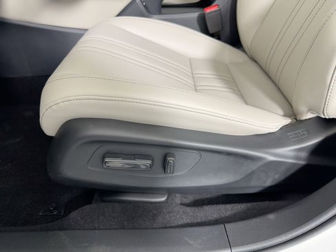 New 2026 Honda HR-V EX-L image 12