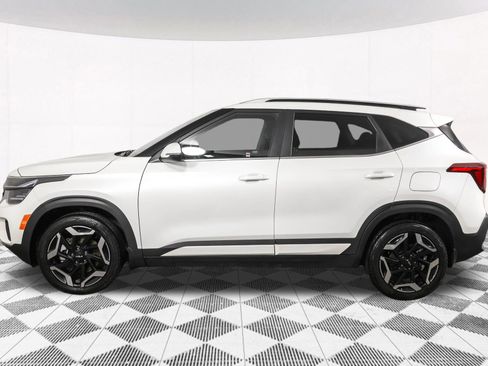 Used 2025 Kia Seltos SX w/ SX Sunroof Package image 23
