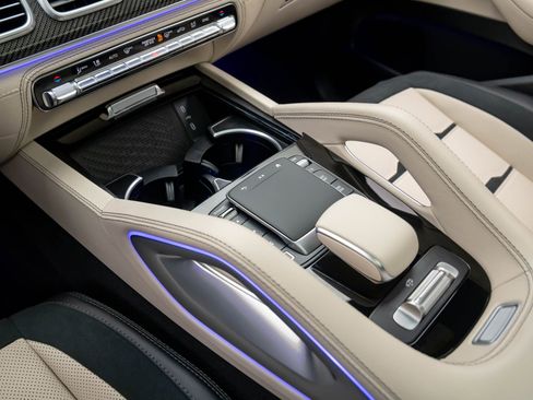 New 2025 Mercedes-Benz GLE 53 AMG 4MATIC Coupe image 13