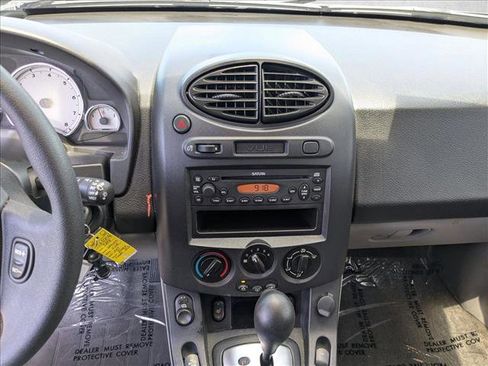 Used 2005 Saturn Vue 2WD w/ Comfort Pkg image 13